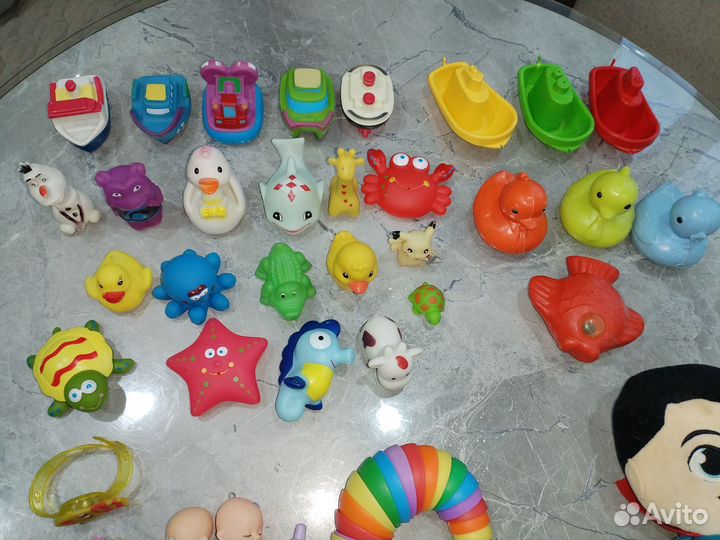 Развивающие игрушки для малышей пакетом