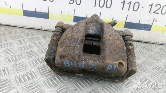 Суппорт тормозной передний левый honda CR-V 3 (BBN