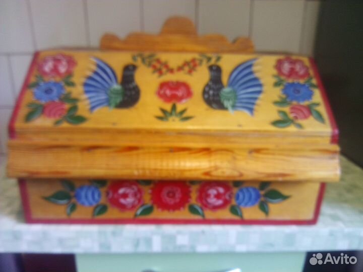 Хлебница деревянная