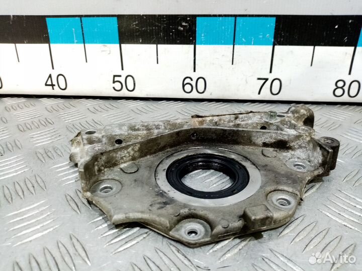 Б/У Крышка двигателя передняя#001