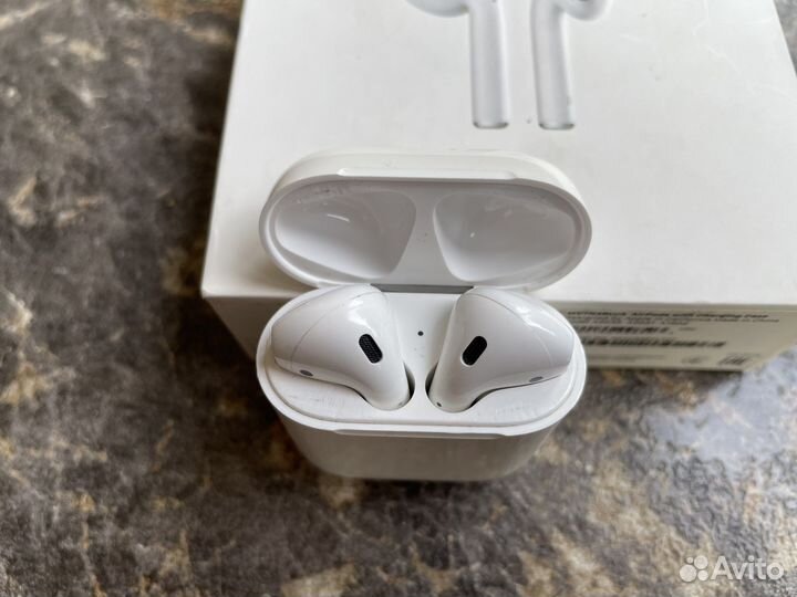 Беспроводные наушники apple airpods 2