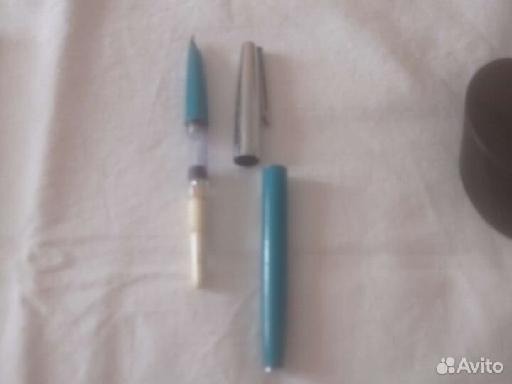 Ручка шариковая и перьевые, времён СССР