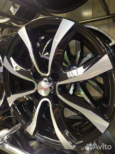 Диски K7 K-110 6x15 4x100 ET50 DIA 60,1 Домино