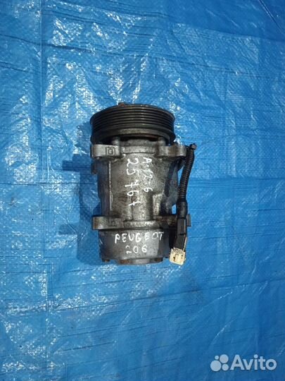 Компрессор кондиционера Peugeot 206 1998-2012