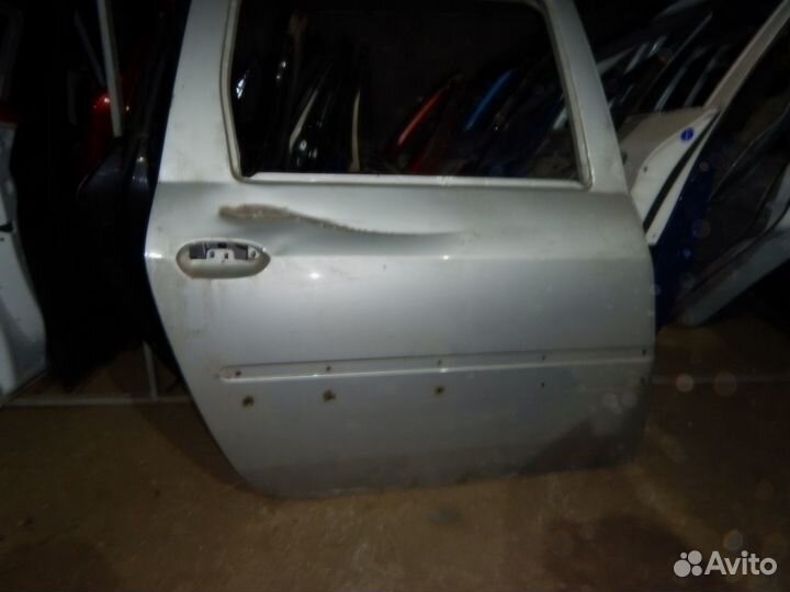 Дверь задняя правая LADA Largus