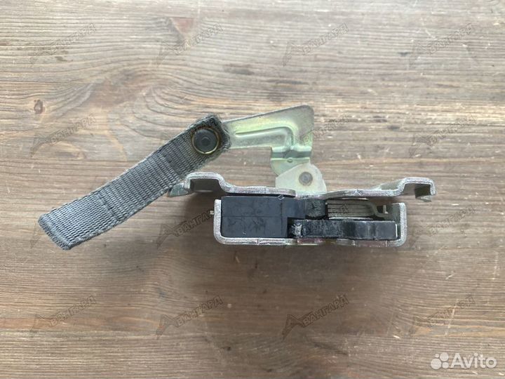 Замок спинки сиденья Fiat Albea 2002-2012