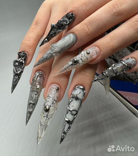 Ищем моделей на наращивание ногтей