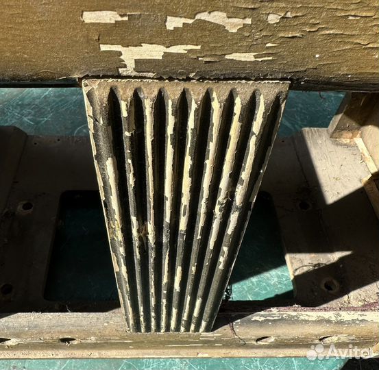 Запчасти к радиоле урал 1953 корпус, шасси