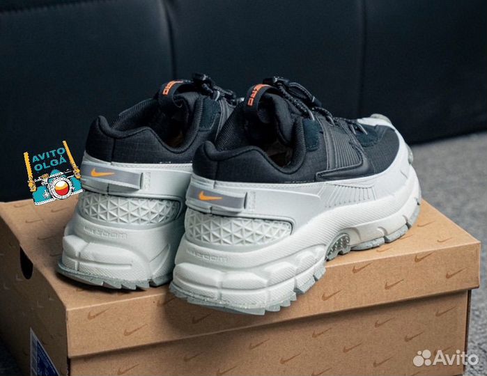 Кроссовки Nike Zoom Vomero Roam