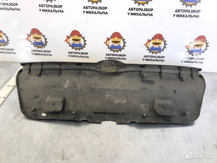 Обшивка двери багажника Peugeot 307 3A 2001