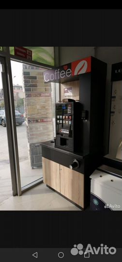 Кофейня самообслуживания, кофемашина, кофекорнер