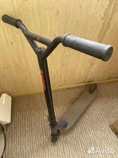 Трюковой самокат