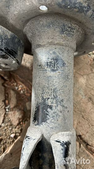 Стойки перед honda civic 4D