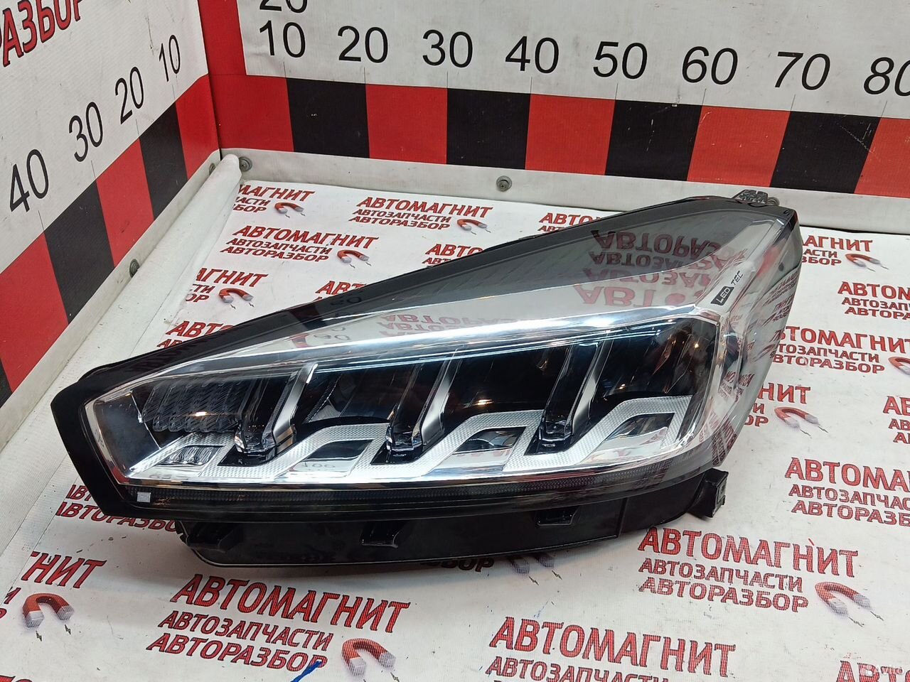 Фара передняя левая Чери Тигго 8