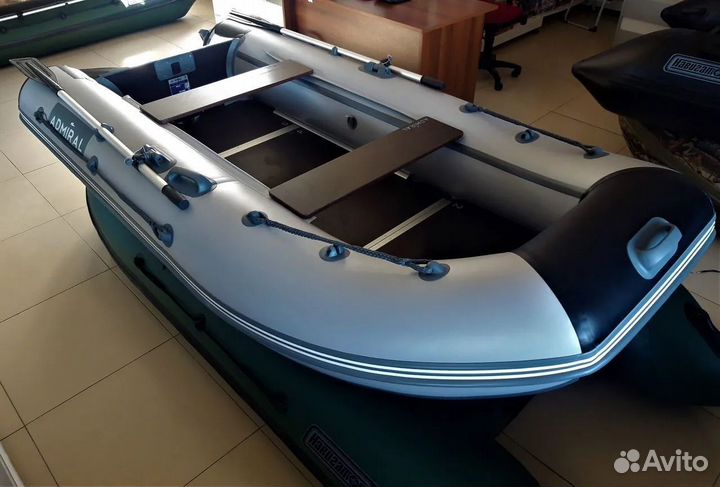 Лодка пвх Адмирал 305 Classic Lux