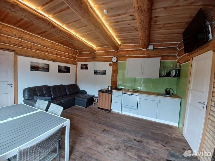 Баня на дровах на берегу