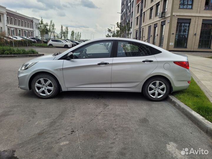 Hyundai Solaris 1.4 AT, 2011, 134 000 км