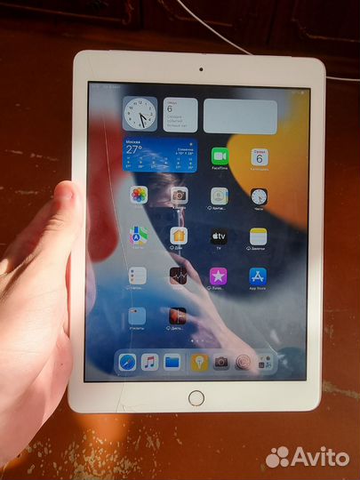 iPad 5 2017 Wi-Fi + Cellular