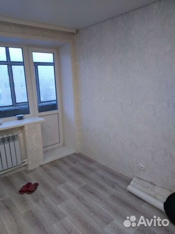 Укладка напольных покрытий