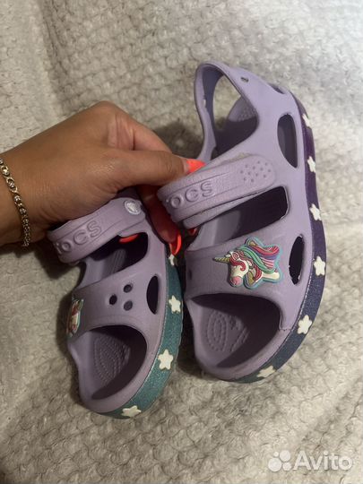 Сандалии crocs c12
