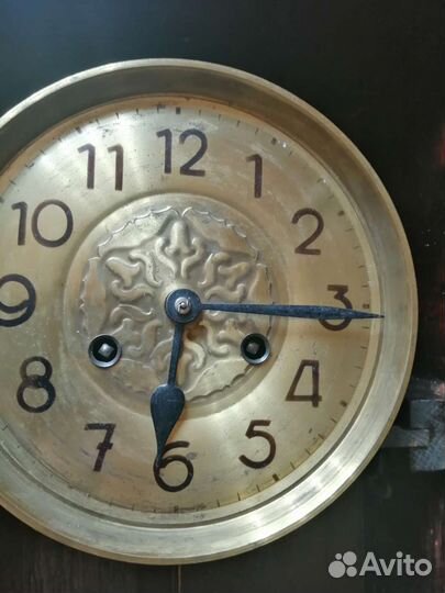 Старинные настенные часы с боем германия