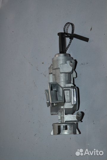 Замок зажигания Ford Focus 3