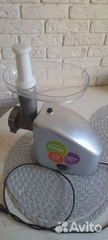 Электро мякорубка Polaris pмg 1840