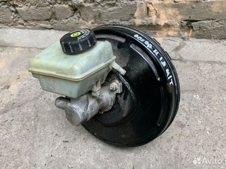 Ваккумник б/у Опель Астра Н Opel Astra