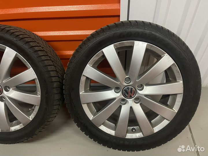 R17 Goodyear UltraGrip 235/45, PCD 5x112 DIA 57.1