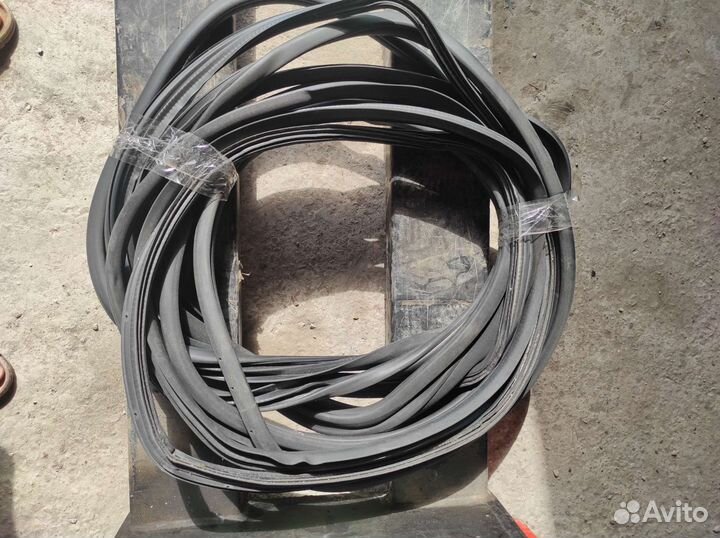 Трапеция дворников в сборе мерседес w212