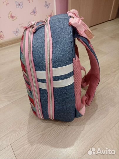Рюкзак школьный