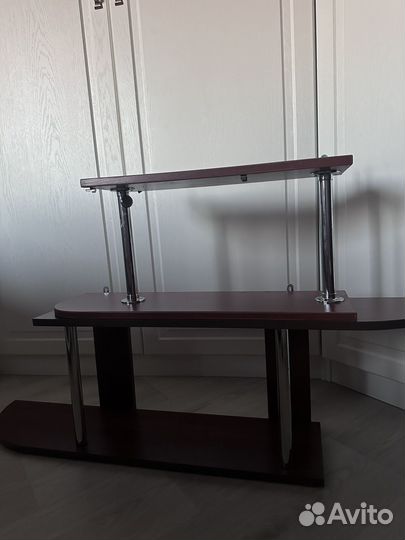 Полка книжная настенная