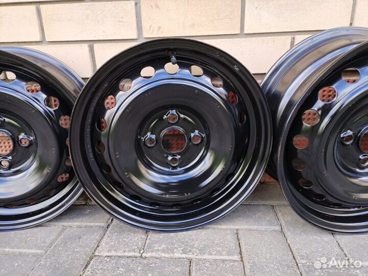 Оригинальные штампованные диски r15 4x100 Hyundai