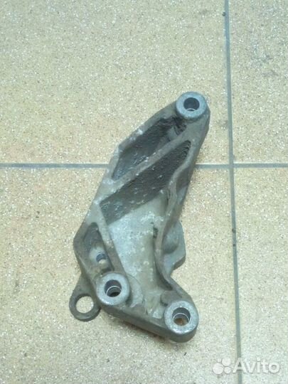 Кронштейн МКПП, АКПП Опель Вектра С