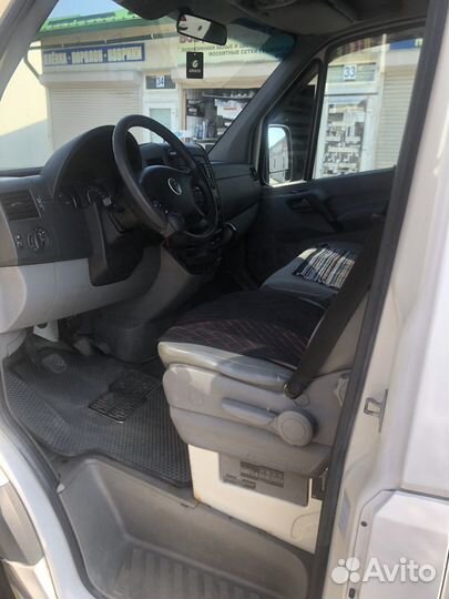 Volkswagen Crafter цельнометаллический, 2006