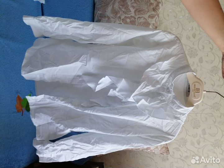 Белые школьные рубашки