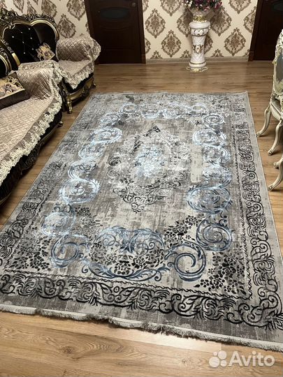 Ковер новый