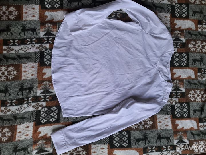 Белая стильная блузка