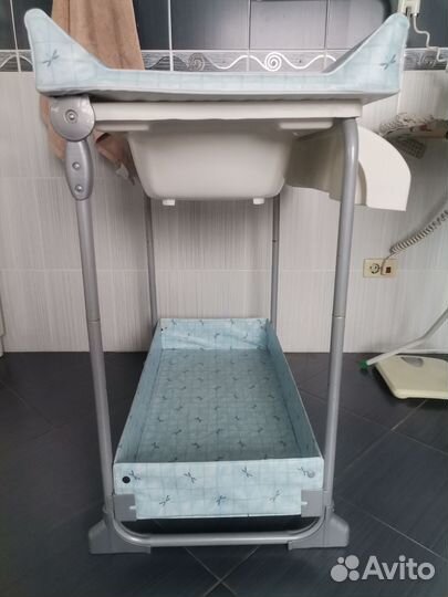 Пеленальный столик с ванночкой