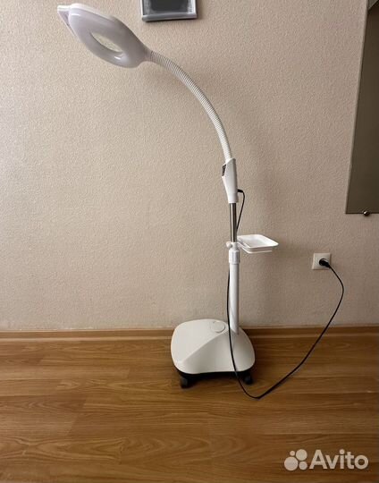 Лампа косметологическая