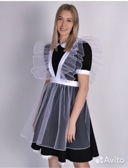 Белый школьный фартук