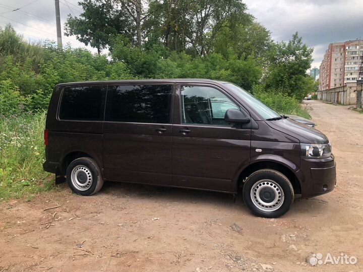 Volkswagen Caravelle 2.0 МТ, 2013, 194 000 км