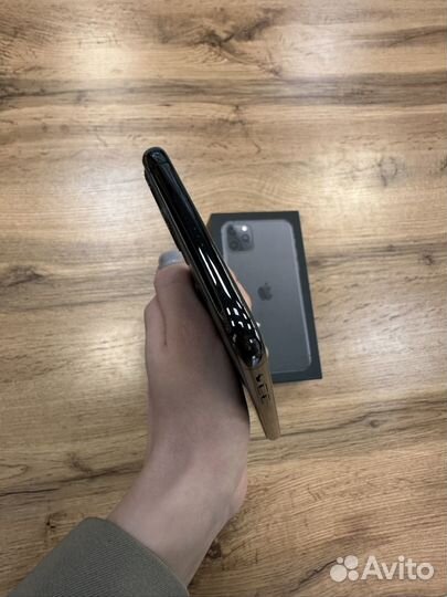 iPhone 11 Pro Max, 64 ГБ