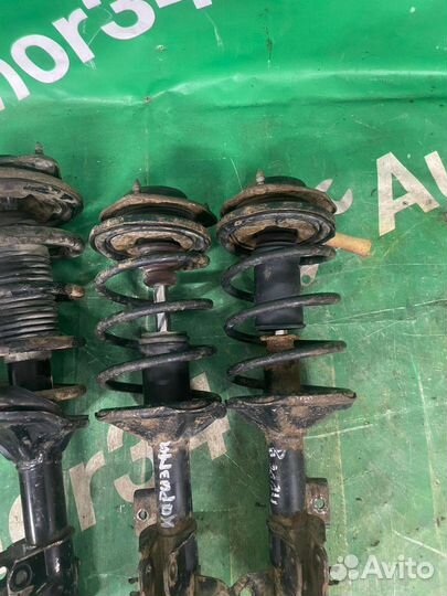 Стойка в сборе передняя mitsubishi carisma