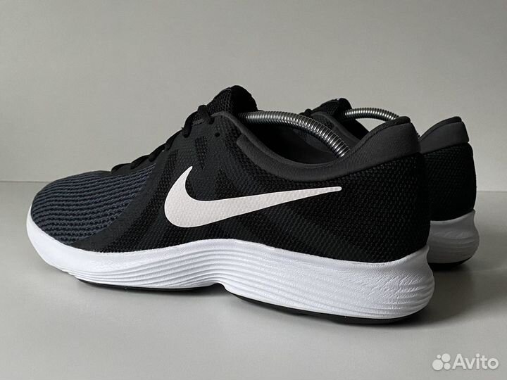 Nike Revolution 4 размер 48