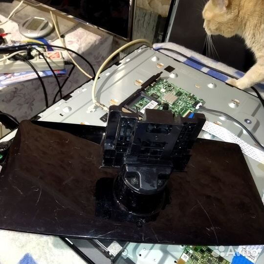 Подставка для телевизора