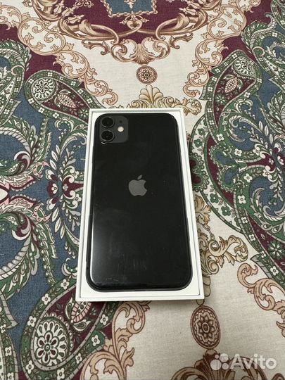iPhone 11, 64 ГБ