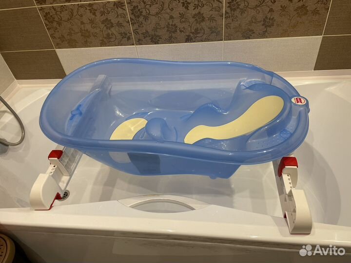 Ванна для купания с подставкой