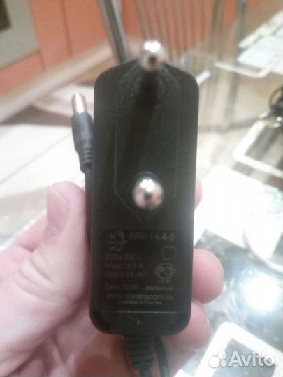 Блок питания, адаптер питания