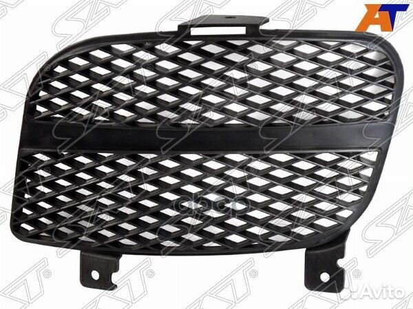 Заглушка в бампер toyota hiace/quantum 05-10 LH